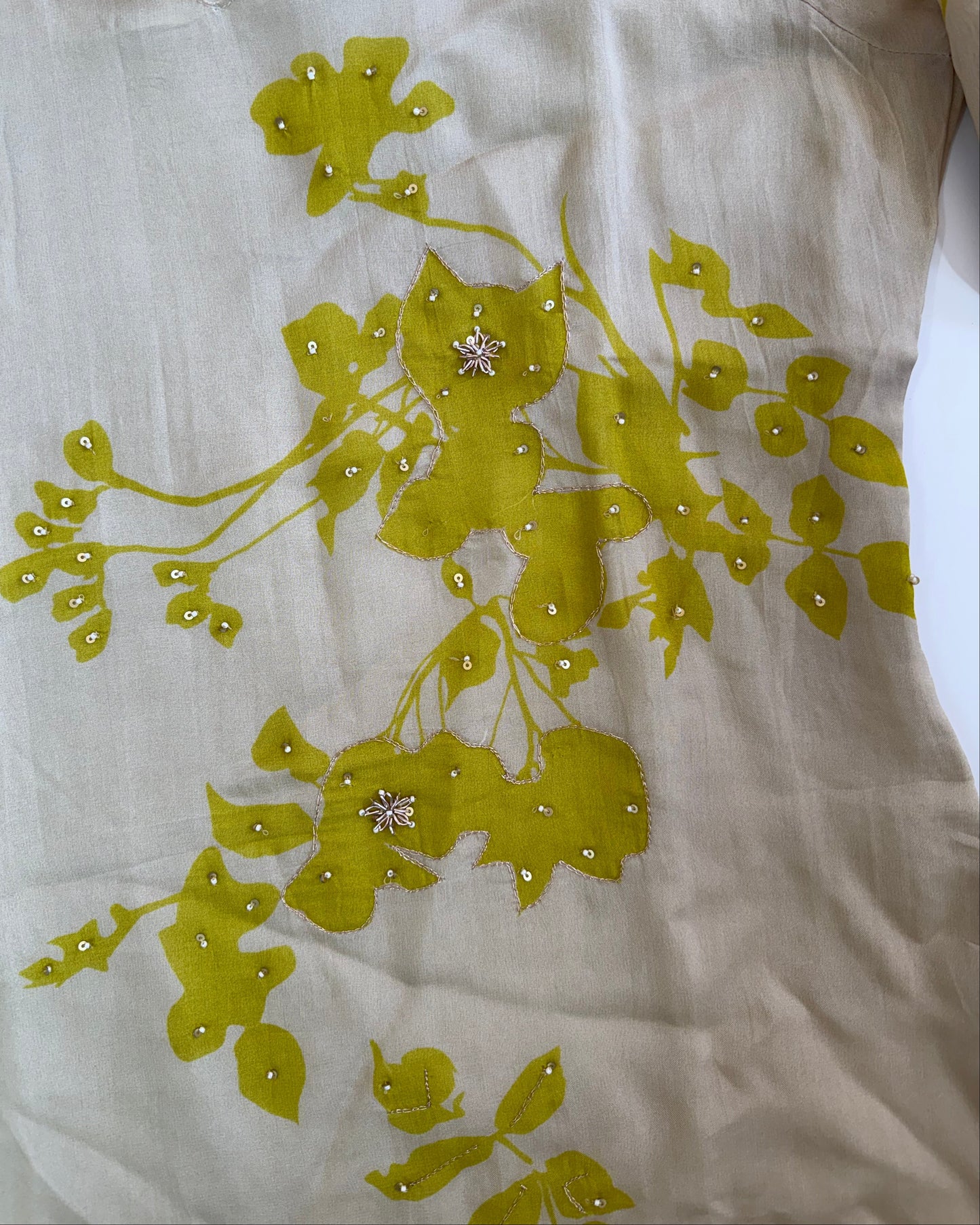 Premium Crepe Kurta Set with Floral Embroidery