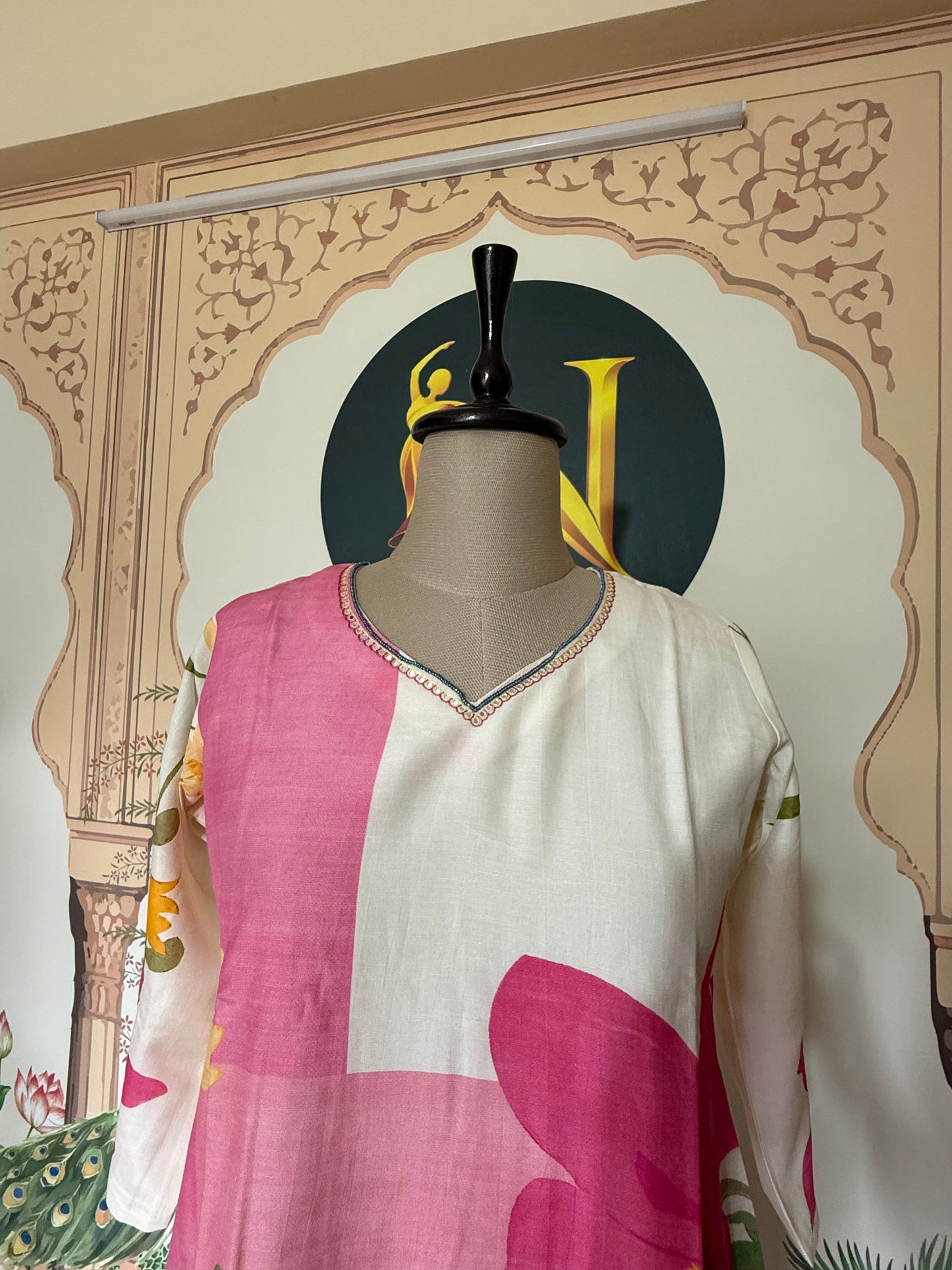 Linen Salwar Suit With Mul cotton Dupatta