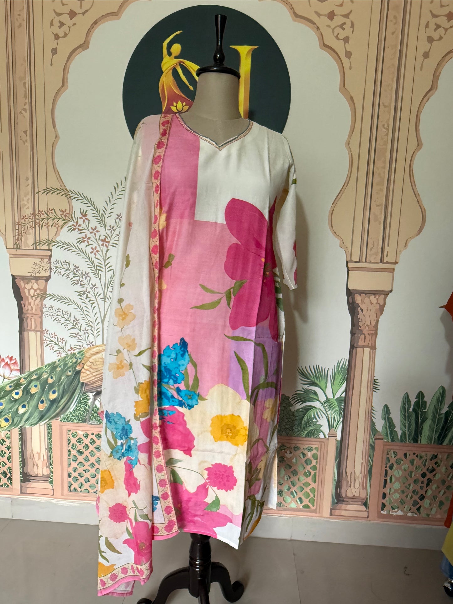 Linen Salwar Suit With Mul cotton Dupatta