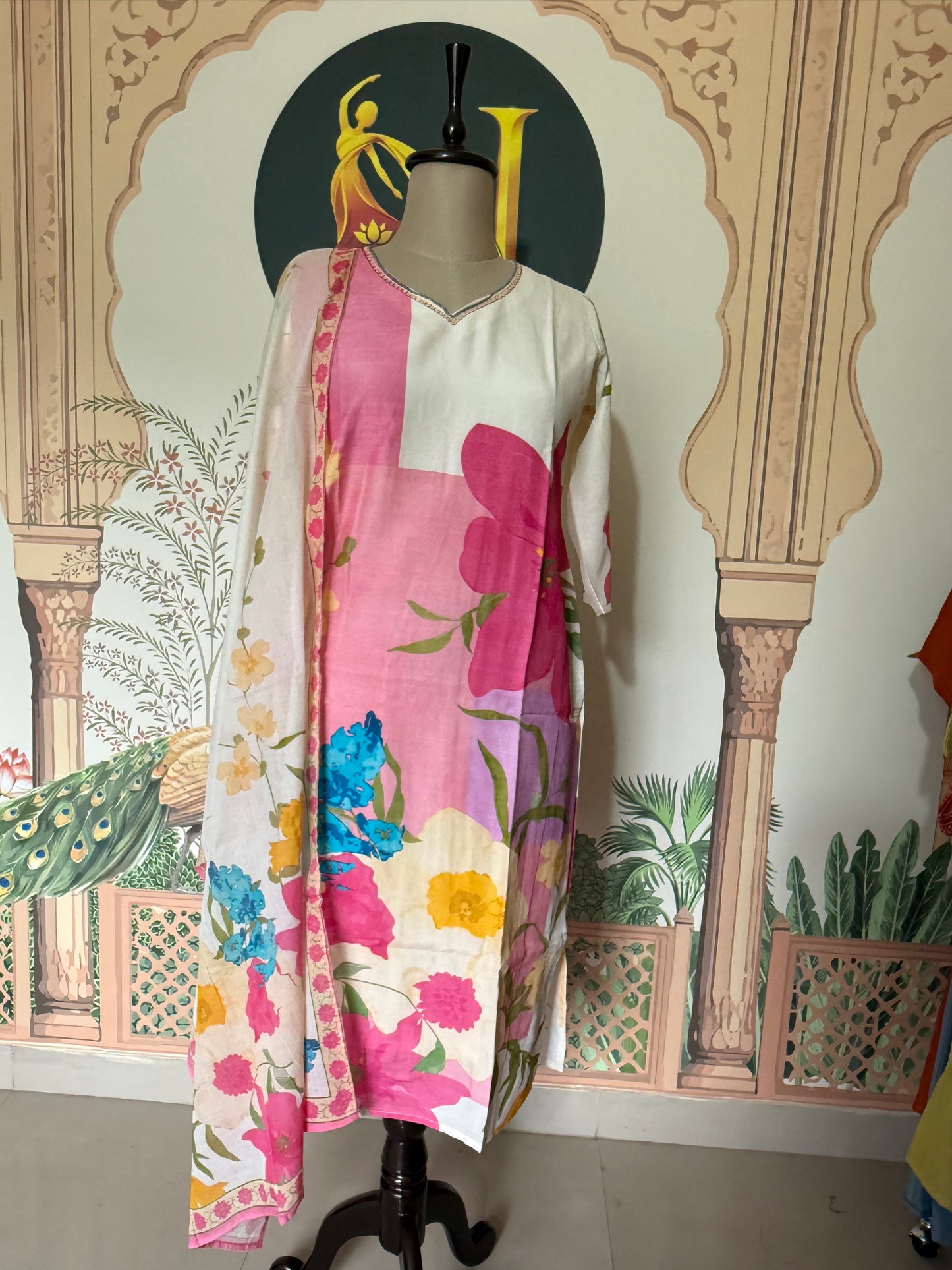 Linen Salwar Suit With Mul cotton Dupatta