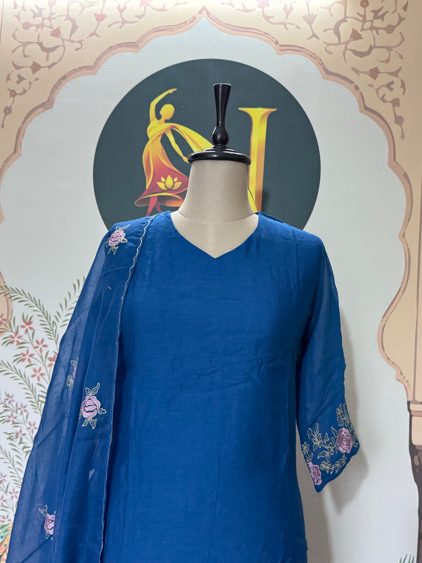 Mul Chanderi Salwar Suit With Thread Work