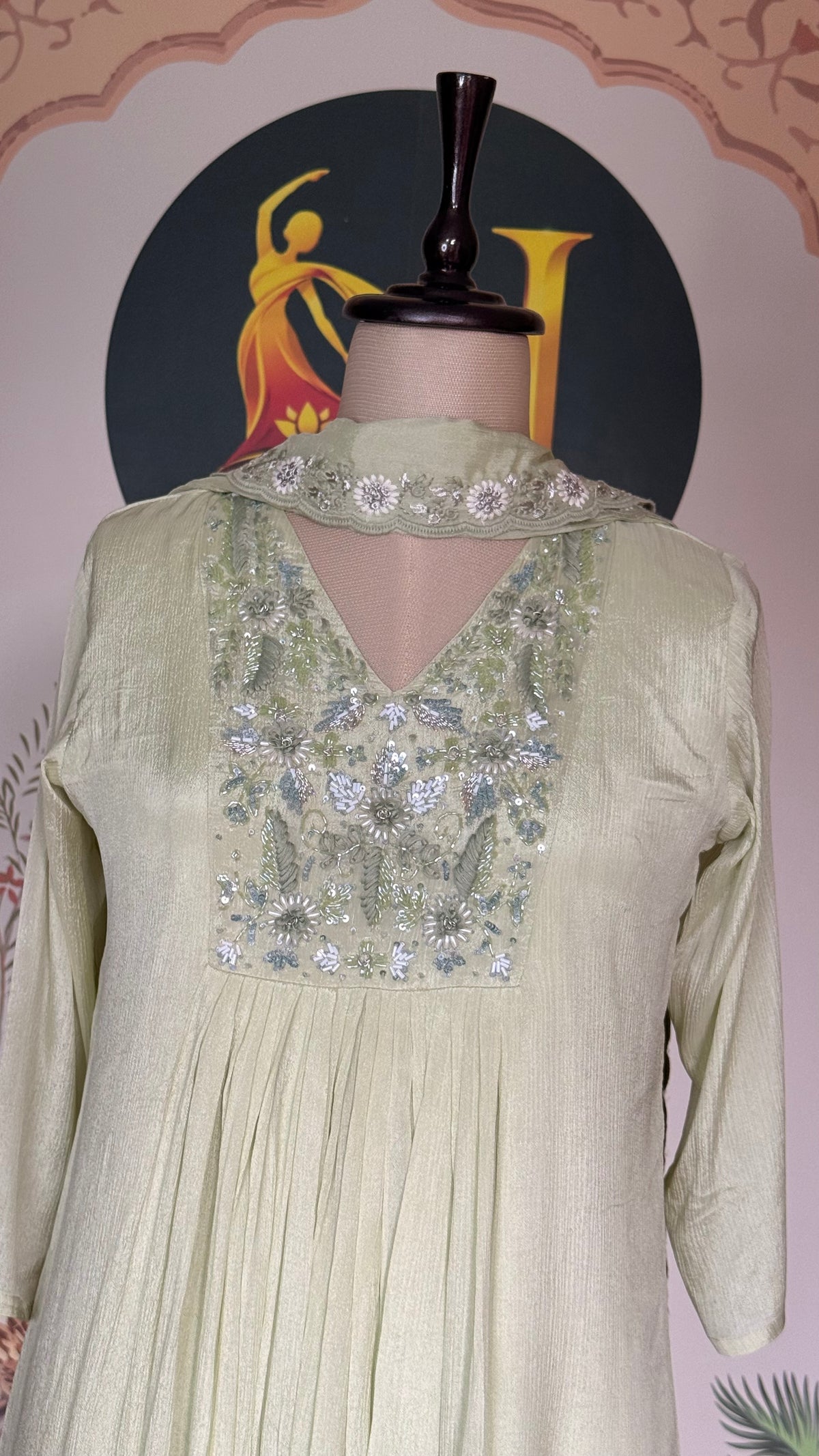 Pista Green Chinon Suit 3 - Piece