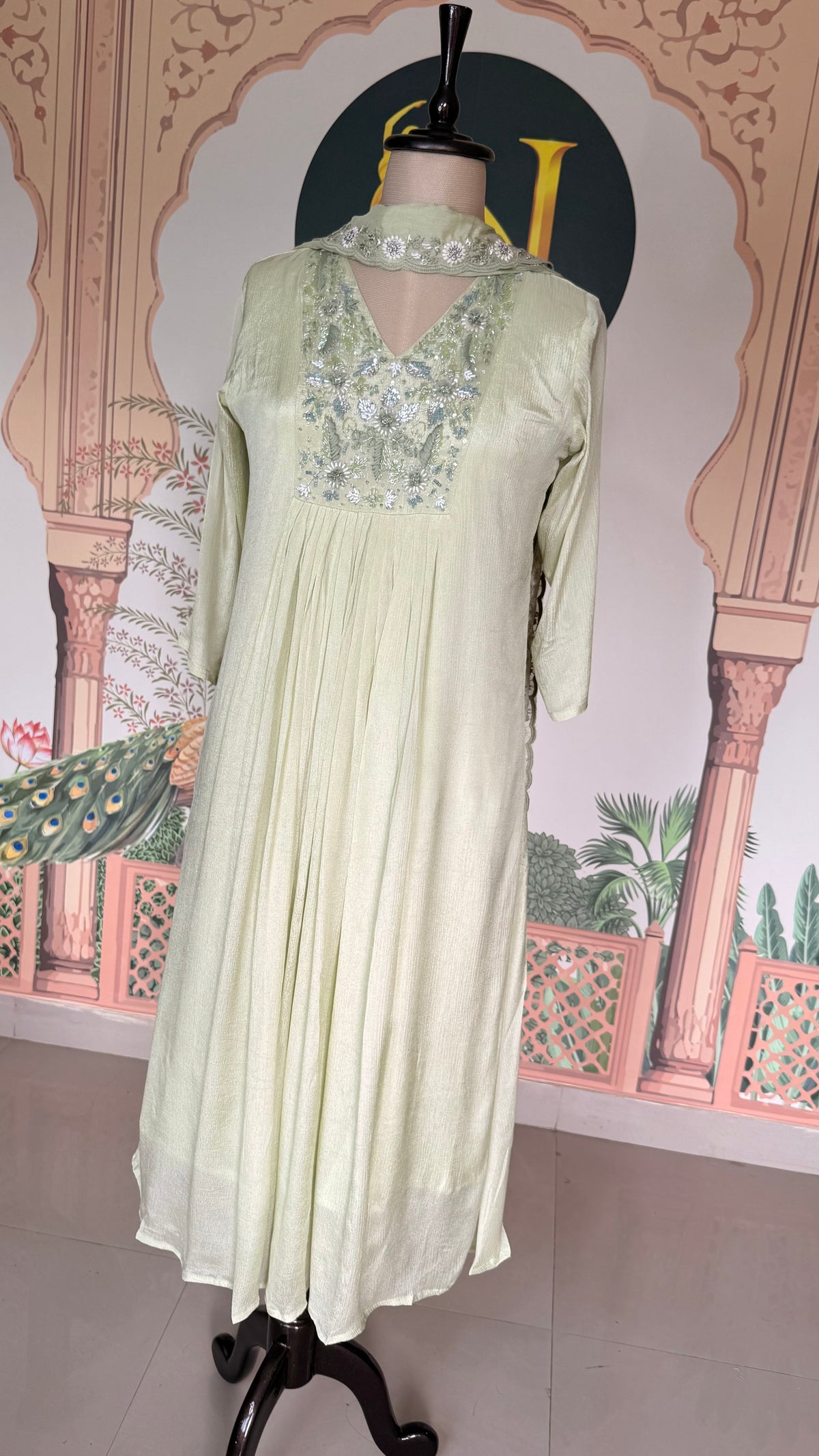 Pista Green Chinon Suit 3 - Piece